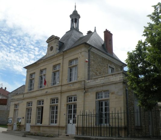 Energiekosten: Bürgermeister zahlt Kleinbetrieben sechs Monate lang die Miete Mairie_Sagy