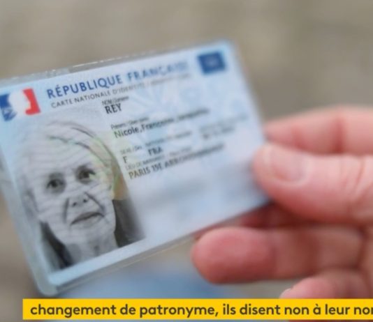 Überraschend viele Franzosen beantragen eine Namensänderung Namensänderung_Ausweis_Screenshot