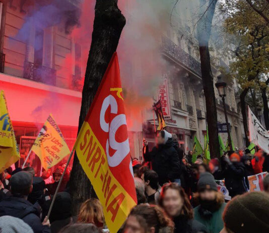 Wie wird der neue Premierminister Barnier mit der umstrittenen Rentenreform umgehen? Demonstration_Rentenreform_Wiki