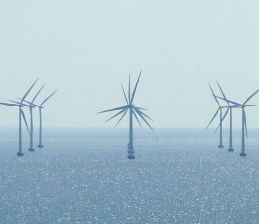 Französisches Parlament verabschiedet Erneuerbare-Energien-Gesetz Offshore_Windpark