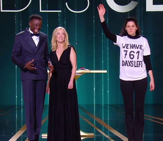 César 2023: Umwelt-Aktivistin sorgt für Unterbrechung bei den französischen Oskars Protest_Cesar_Derniere_Renovation