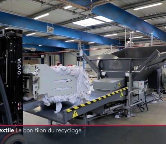 Umwelt: Eine Fabrik recycelt gebrauchte Textilien Textilrecycling
