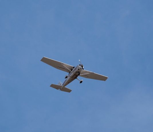 Carcassonne: Ein Toter beim Absturz eines kleinen Sportflugzeugs Sportflugzeug