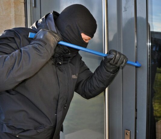 Einbruchschutz: So sichern Sie Ihr Zuhause effektiv vor Dieben Wohnungseinbruch