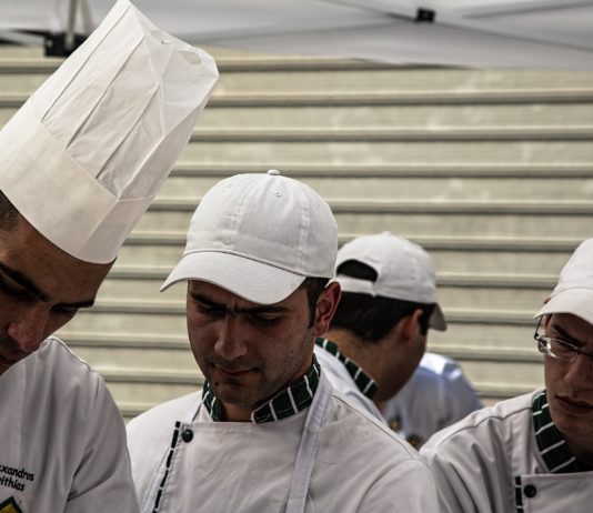 Gastronomie in Frankreich: Migranten helfen gegen Arbeitskräftemangel Einwanderung