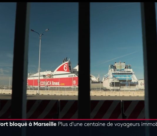 Hafen von Marseille: Passagiere der Fähre nach Algerien von Streikenden blockiert Faehren_blockiert_Marseille_Screen