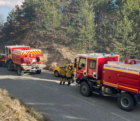 Frankreichs Südwesten brennt: Warum die Feuer in der Aude neue Fragen zur Klimaanpassung aufwerfen Feuerwehr_Alpes-Maritimes