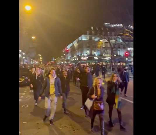 Rentenreform: Nach Scheitern der Misstrauensanträge erlebt Frankreich eine Nacht des Zorns Proteste_Paris_Nacht_Screen