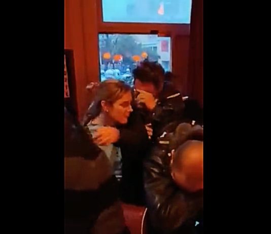 Rentenreform: Polizei sprüht Tränengas in eine Bar Tränengas_Bar_Lille_Screen