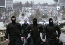 „Mehr Beamte werden angesprochen“ – ein Geständnis mit Sprengkraft Polizei_Demonstration