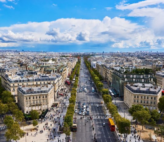 Beschlagnahme von 461 Millionen Euro: Geschäftsmann Adrien Labi wegen Steuerhinterziehung verhaftet Paris