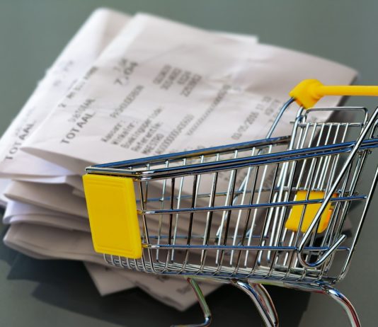 Inflation: Französische Verbraucher kürzen Ausgaben – außer für Lebensmittel Supermarkt_Preise