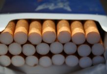 Zigaretten-Schwarzmarkt in Marseille: Wie legale Laster illegale Netzwerke nähren Zigaretten