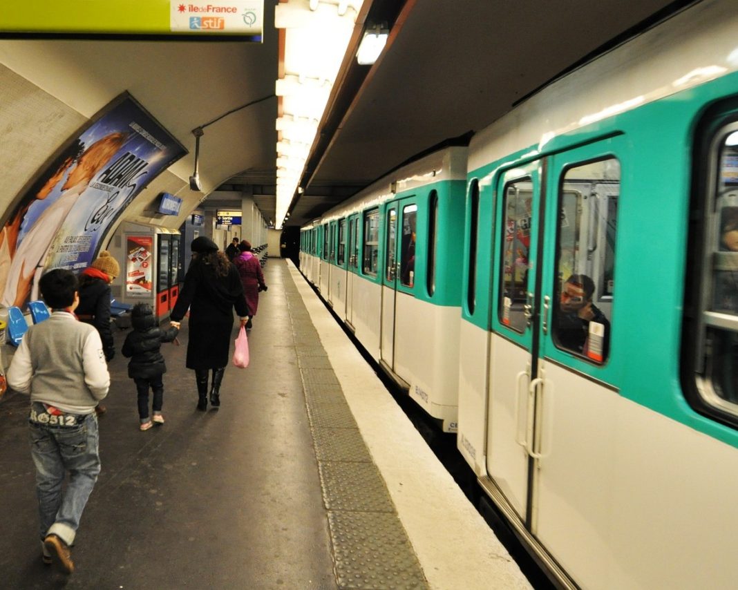 Metro-Paris