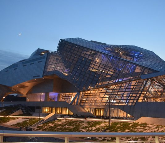 Auvergne-Rhône-Alpes: Ein Kaleidoskop Frankreichs musee-des-confluances-1004423_1280