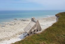 Wenn der Atlantik die Geschichte verschlingt D-Day-Bunker