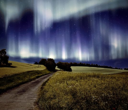Astronomie: Nordlichter erhellten den Himmel in Frankreich Nordlicht_Aurora_Borealis