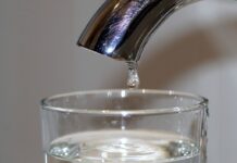 Wenn das Wasser zur Gefahr wird – Die Trinkwasser-Krise nach den Überschwemmungen im Var Wasser