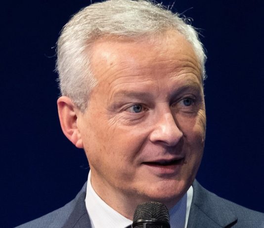 Emmanuel Macron ärgert sich über Erotik-Roman seines Wirtschaftsministers Bruno_Le_Maire_in_2022