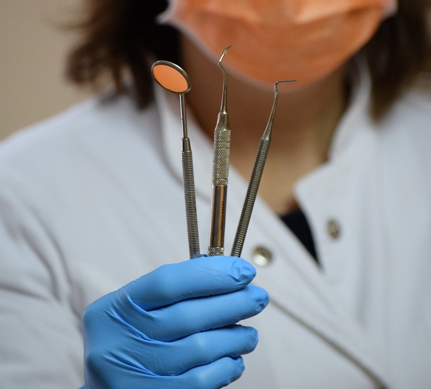 Lyon: 5.000 Patienten nach Sterilisationsfehler zu HIV-Tests aufgefordert