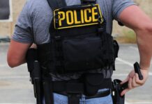 Messerangriff im Lycée Vert d’Azur: Ein Attentäter, zwei Opfer und viele offene Fragen Polizei_Illustration