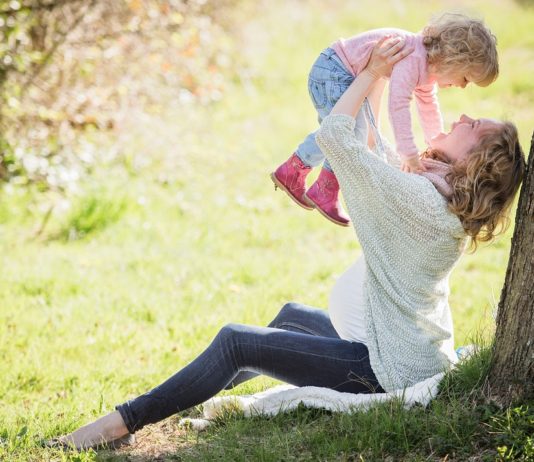 Frankreich verzeichnete im März 2023 die niedrigste Geburtenzahl seit 1994 Geburtenrate