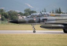 Frankreich wird ukrainische Kampfjet-Piloten ausbilden mirage-2000