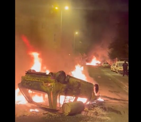 Tod des 17-jährigen Nahel: Rathäuser und Autos in Brand gesteckt – 2. Nacht der Auseinandersetzungen in Frankreich Gewalt_in_Nanterre_ScreenTW