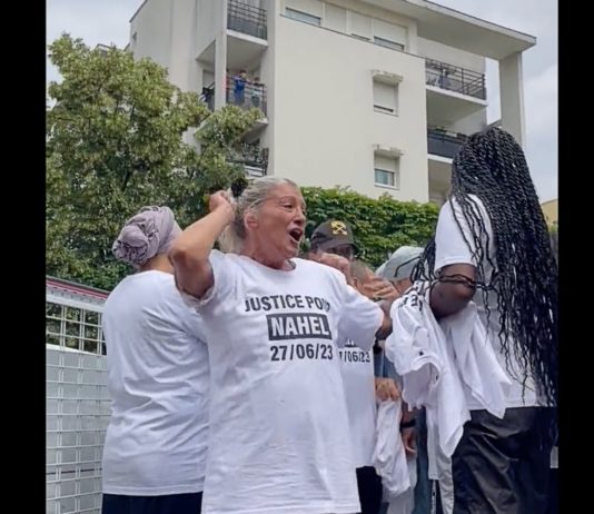 „Gerechtigkeit für Nahel“: Hunderte Menschen marschieren in Nanterre Mutter_von_Nahel