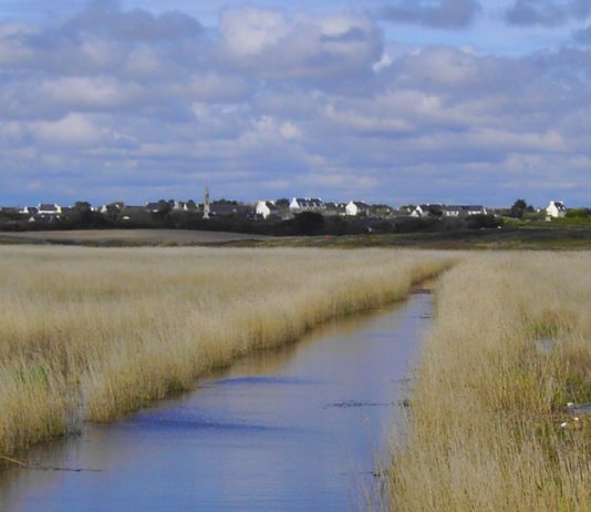 Wetter: Die sonnigste Gemeinde Frankreichs ist – ein kleines Dorf in der Bretagne! Plovan_Wiki