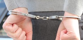 Millionenbetrug am Flughafen Roissy: Ermittler zerschlagen mutmaßliches Geldwäsche-Netzwerk Verhaftung