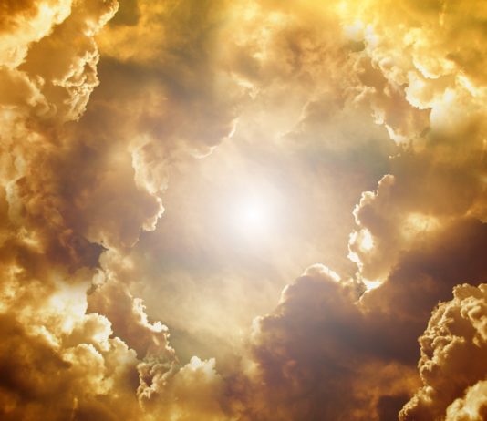 Wetter: Auch am Dienstag heftige Gewitter im Süden und große Hitze im Norden Sonne_Wolken