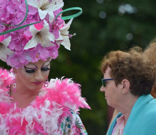 Paris: Der Pride-Parade – der lange Kampf der LGBT-Community Pride_Parade