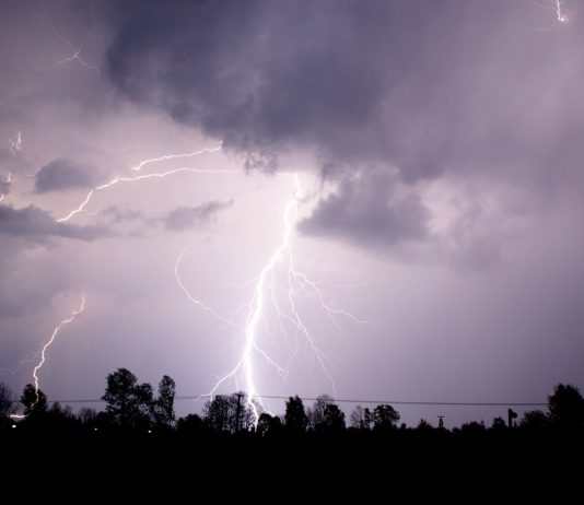 Wetter: Südfrankreich weiterhin von sintflutartigen Regenfällen betroffen Gewittersturm