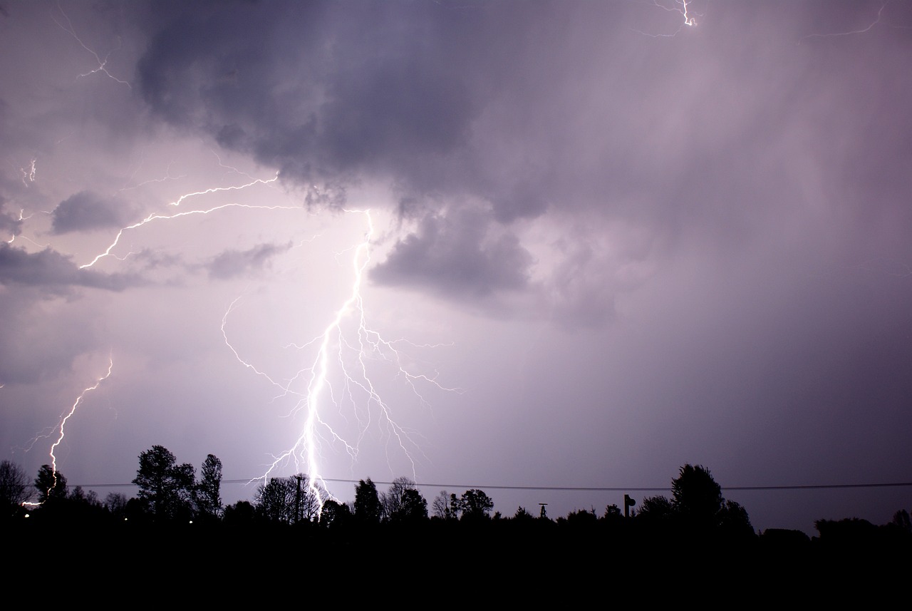 Gewitter: 35 Departements unter Unwetterwarnung Orange