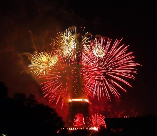 14. Juli: Viele Städte sagen das traditionelle Feuerwerk ab 14-Juli_Feuerwerk