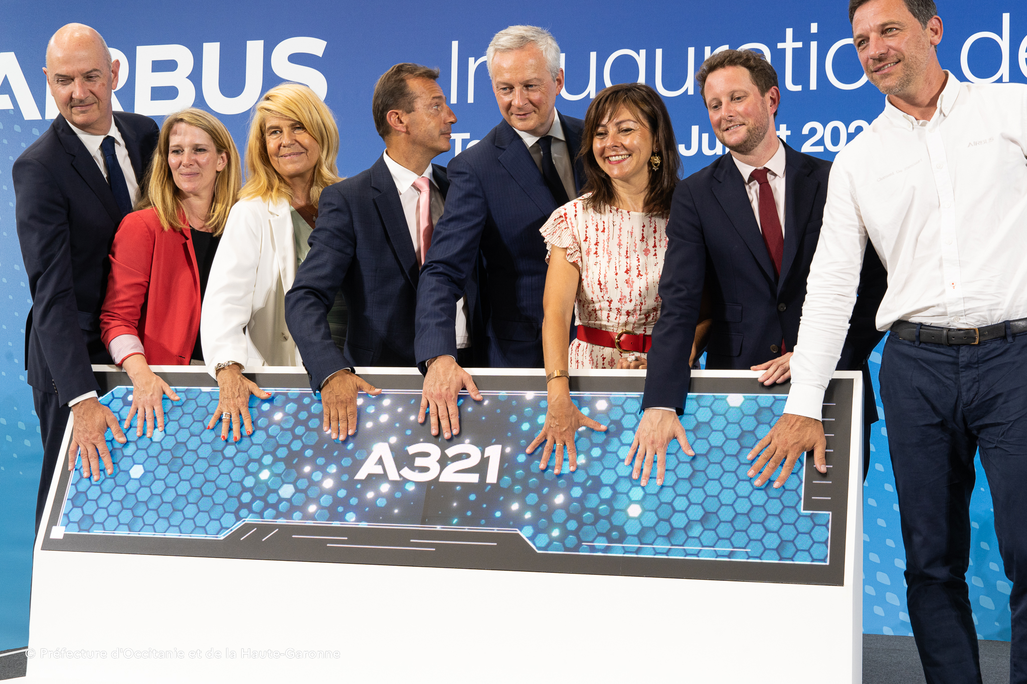 Französischer Wirtschaftsminister weiht neue Montagelinie für den Airbus A321 in Toulouse ein