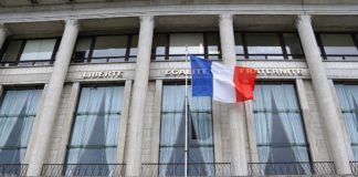 Wenn das Rathaus zur juristischen Bühne wird: Der Streit um religiöse Zeichen in Chalon-sur-Saône Mairie_Hotel-de-Ville