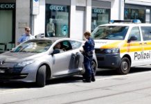 Radarfallen und Bußgelder: Können Sie in ganz Europa geblitzt und bestraft werden? Polizeikontrolle_Schweiz