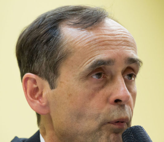 Bürgermeister verweigert Eheschliessung – Algerier aus Frankreich ausgewiesen