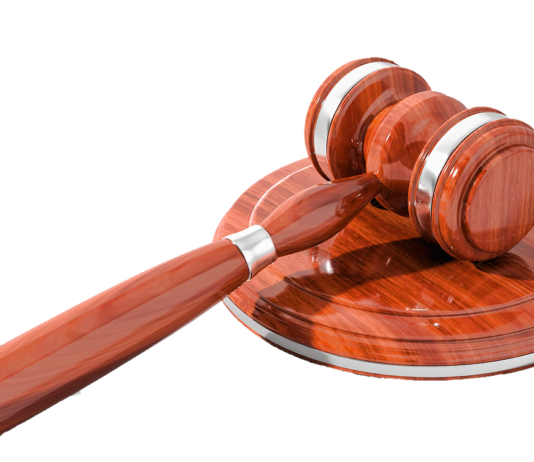 Tod von Nahel: Hacker leaken persönliche Daten von mehr als 1.000 französischen Richtern Gericht_Richter_Hammer