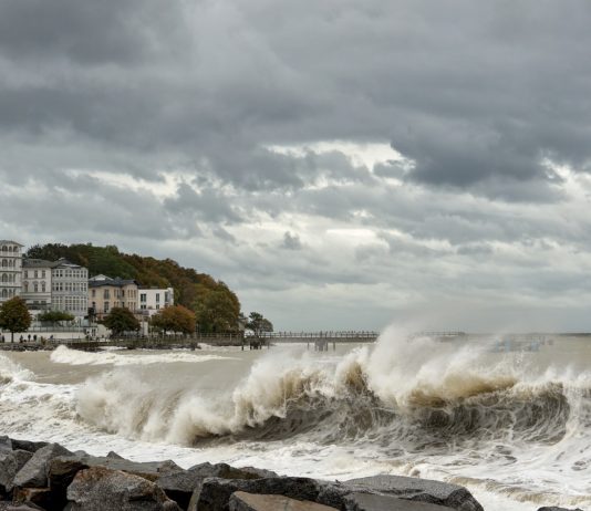 Sturmflut: 55-jähriger Mann ertrinkt vor Saint-Hilaire-de-Riez in der Vendée Sturmflut