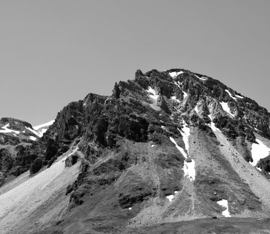 Klimawandel: Schmelzender Gletscher bedroht Ski-Ort im Mont Blanc Gebiet Tignes_Gletscher