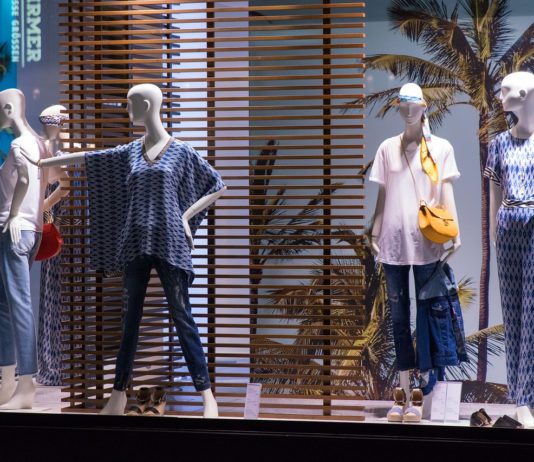 Naf Naf: Modehauskette beantragt in Frankreich Insolvenzverfahren Schaufenster_Mode