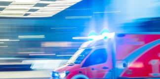 Wenn Sekunden über Leben und Tod entscheiden: Ein Verkehrsunfall erschüttert Lille Krankenwagen_Rettung