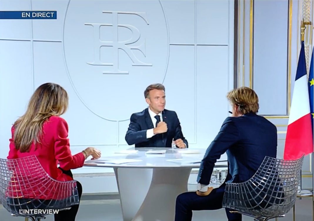 Macron_TV_Interview_ScreenF2