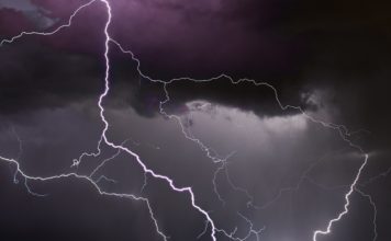 Zerstörte Dächer, entwurzelte Bäume: Heftige Unwetter treffen den Gers mit voller Wucht Gewitter_Illustration