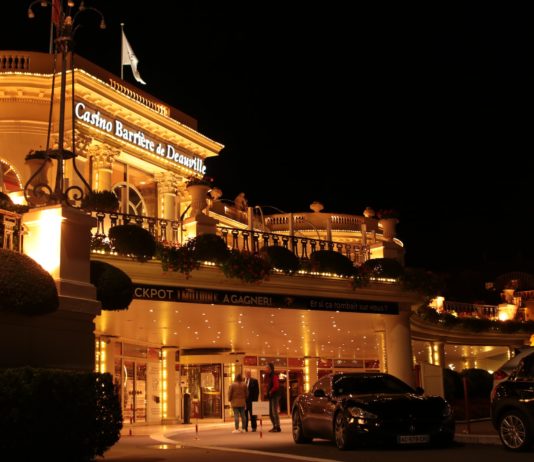 Festival von Deauville 2023: Wenige Stars aber viele Festivalbesucher in den Kinosälen Deauville