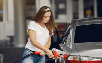 Frankreichs stille Vorbereitung: Wie die Regierung einer Treibstoffkrise zuvorkommen will Tanken_Illustration