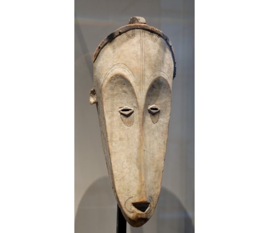 Ehepaar verkauft afrikanische Maske an einen Trödler für 150 € – dieser verkauft sie für 4 Millionen € weiter… Fang_mask_Wikipedia